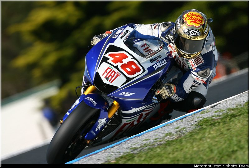 motogp_lorenzo_1