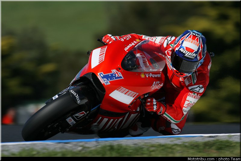 motogp_stoner_12
