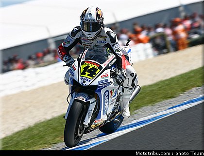 motogp_depuniet_4.jpg