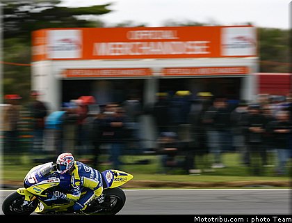 motogp_edwards_6.jpg