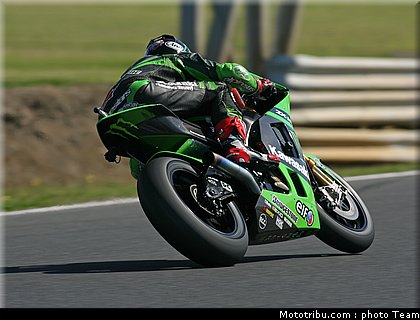 motogp_hopkins_04.jpg