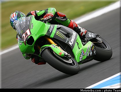 motogp_hopkins_11.jpg