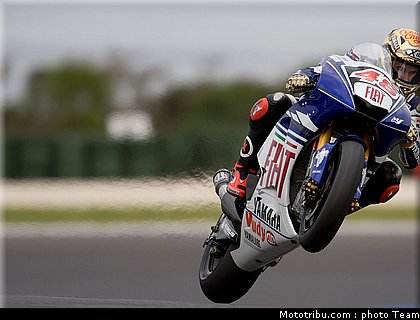 motogp_lorenzo_5.jpg