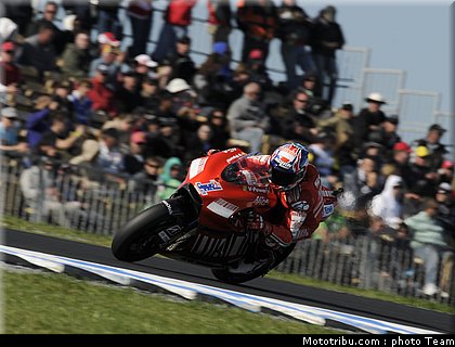 motogp_stoner_04.jpg