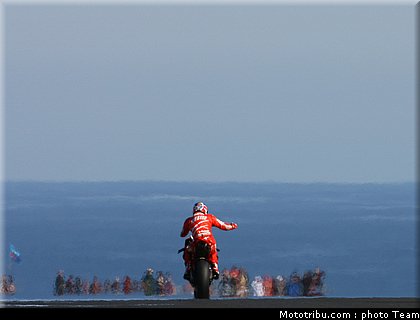 motogp_stoner_18.jpg