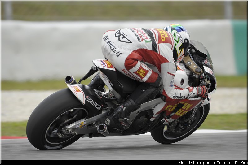 motogp_deangelis_08