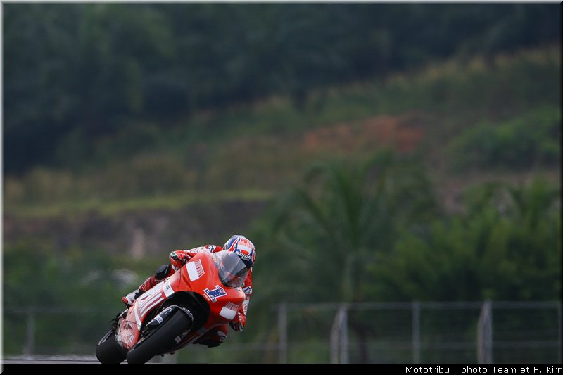 motogp_stoner_11