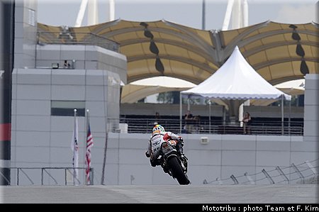 motogp_deangelis_11.jpg