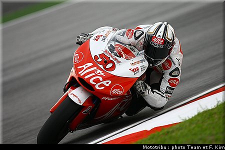 motogp_guintoli_3.jpg