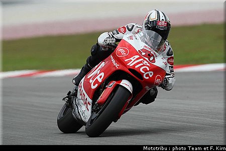 motogp_guintoli_9.jpg