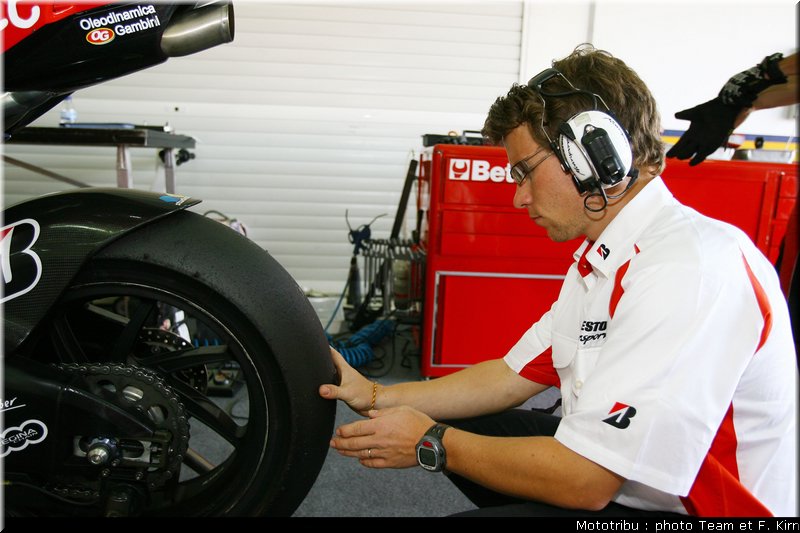 motogp_bridgestone_4