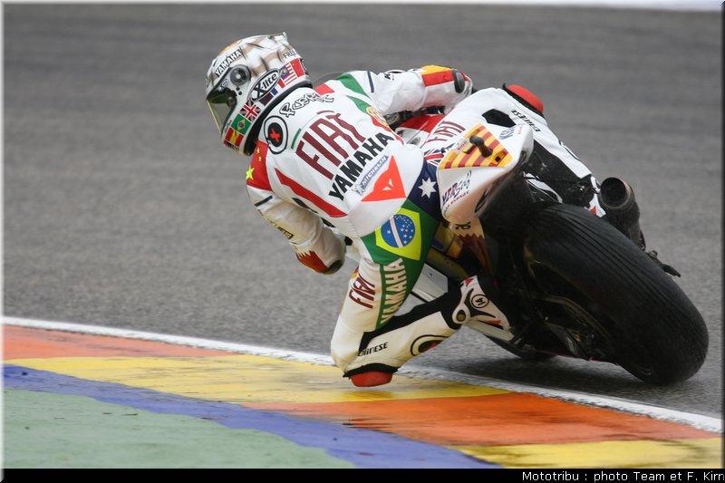 motogp_lorenzo_22