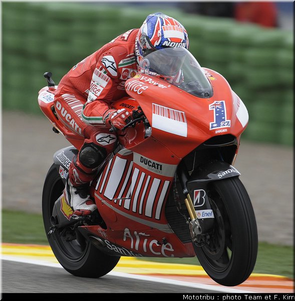 motogp_stoner_14