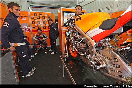 250_simon_07.jpg