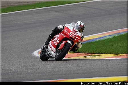 motogp_guintoli_6.jpg