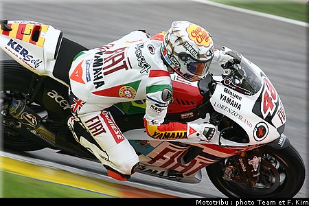 motogp_lorenzo_18.jpg