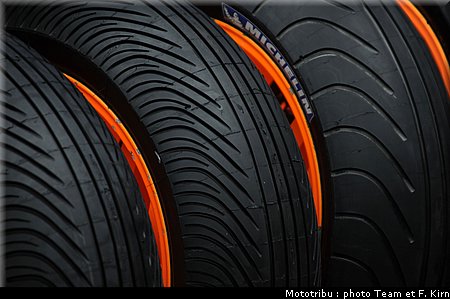 motogp_michelin_3.jpg