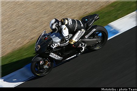 test_jerez11_2008_gibernau_2.jpg