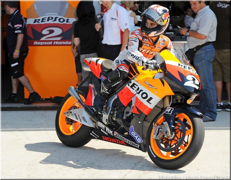 pedrosa-test-bridgestone_09