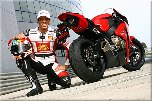 012deangelis_2.jpg