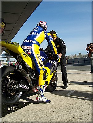 011tech3-edwards-testjerez-2-2008-009.jpg