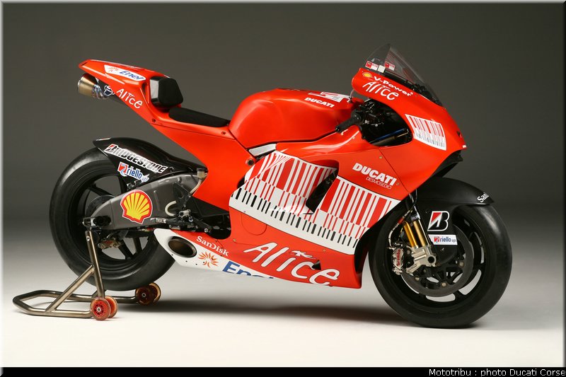 team_ducati2009_005