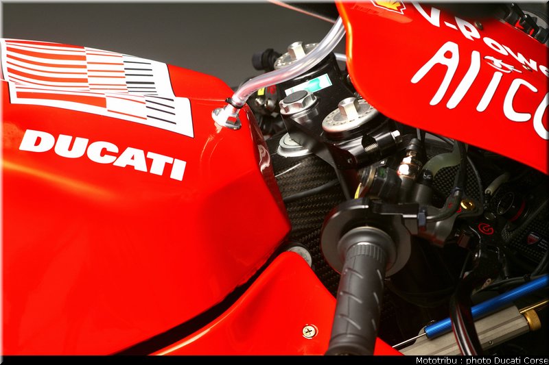 team_ducati2009_007