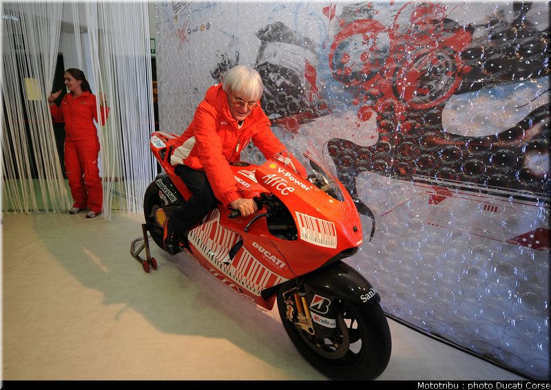 team_ducati2009_020