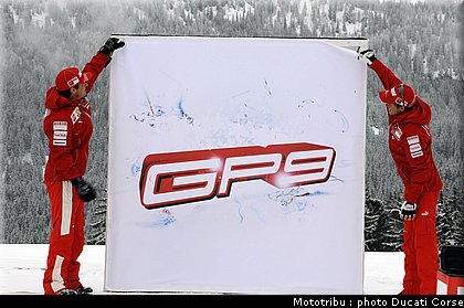 team_ducati2009_001.JPG