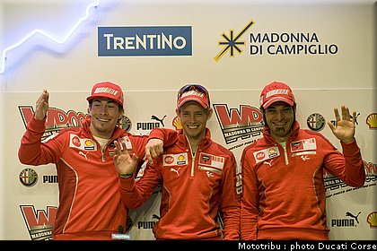 team_ducati2009_025.jpg