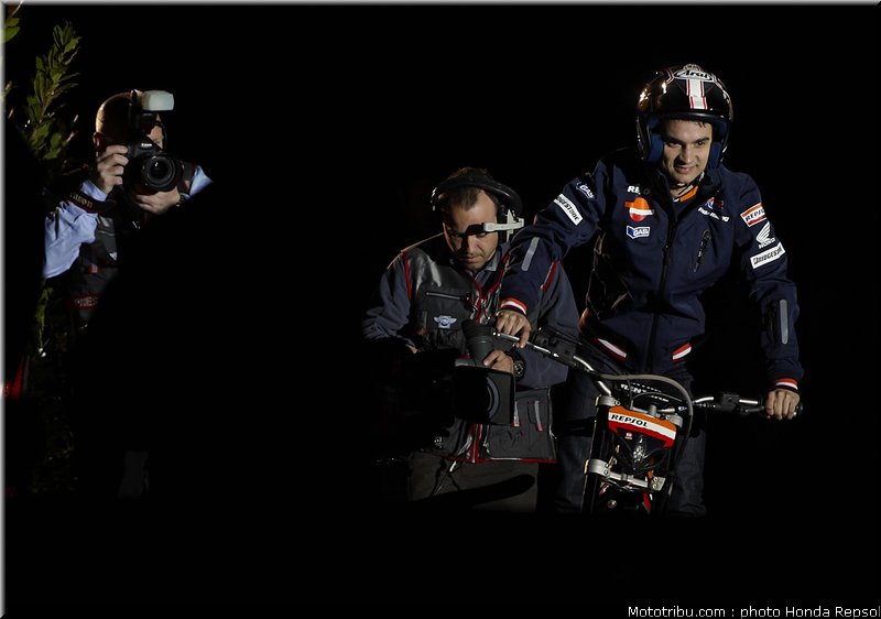 honda_repsol_hrc_motogp_2010_004