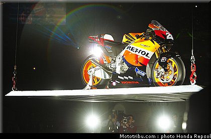 honda_repsol_hrc_motogp_2010_005.JPG