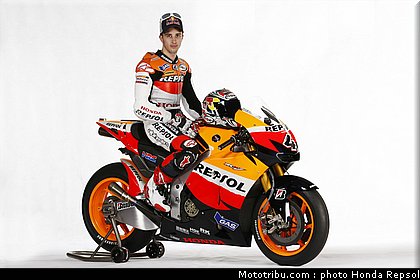 honda_repsol_hrc_motogp_2010_015.jpg