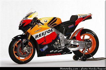 honda_repsol_hrc_motogp_2010_018.jpg
