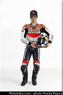 honda_repsol_hrc_motogp_2010_028.jpg