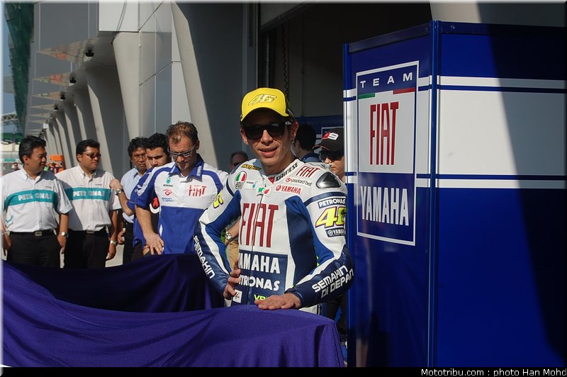 yamaha_team_launch_sepang_2010_007