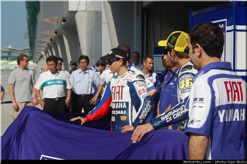 yamaha_team_launch_sepang_2010_009