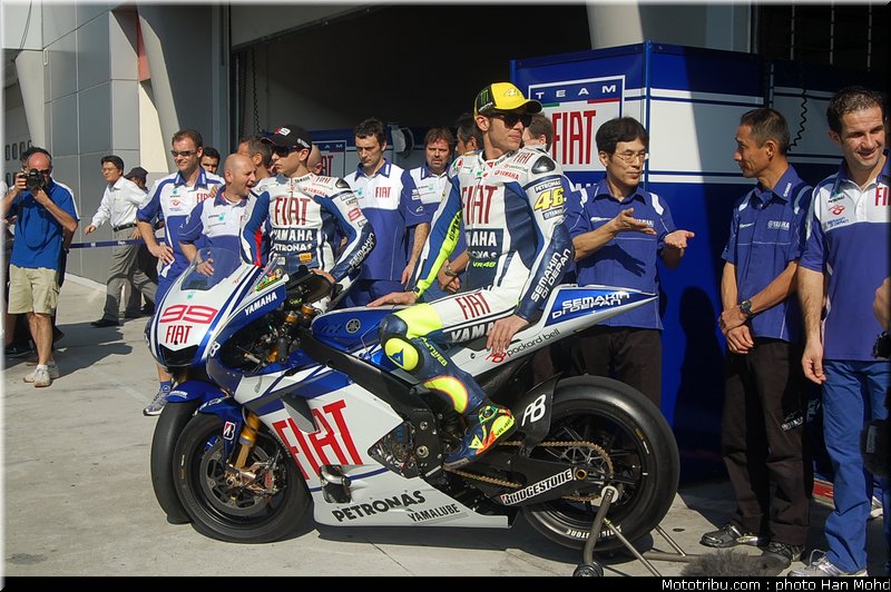 yamaha_team_launch_sepang_2010_015
