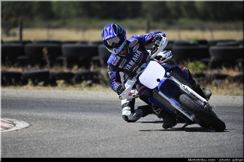 yamaha_01_circuit_du_mistral_ete_2010