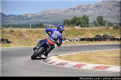 yamaha_10_circuit_du_mistral_ete_2010.JPG