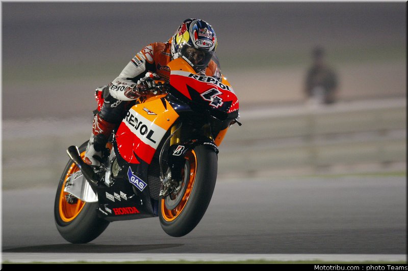 dovizioso_09_test_qatar_2010