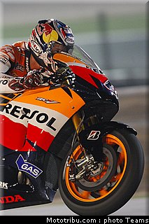 dovizioso_08_test_qatar_2010.jpg