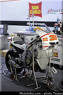 melandri_05_test_qatar_2010.jpg