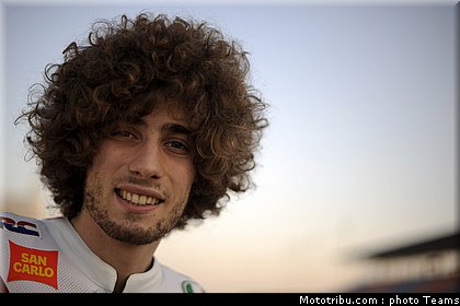 simoncelli_12_test_qatar_2010.jpg