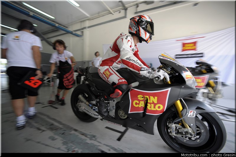 melandri_016_motogp_2010_test sepang1