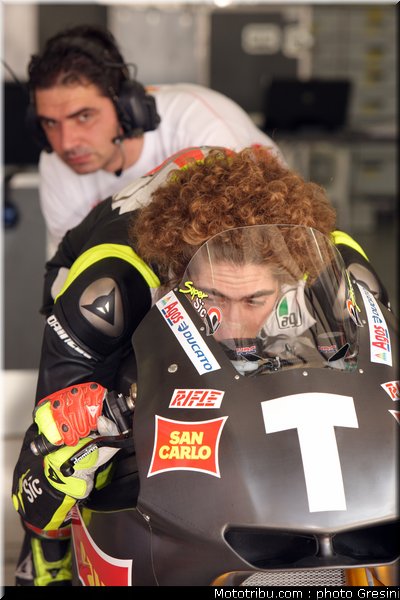 simoncelli_007_motogp_2010_test_sepang1