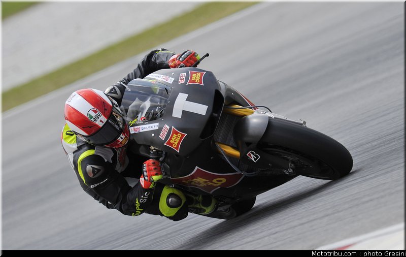 simoncelli_018_motogp_2010_test_sepang1