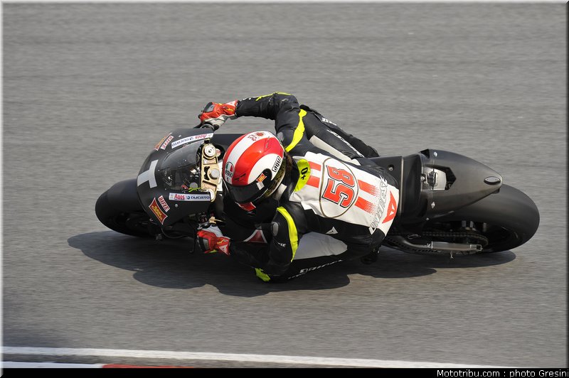 simoncelli_023_motogp_2010_test_sepang1