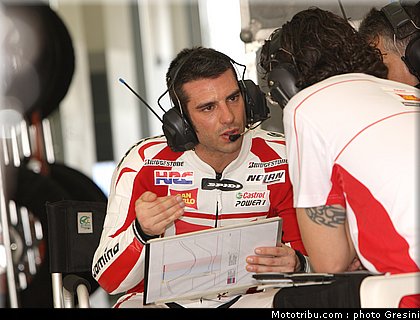 melandri_005_motogp_2010_test sepang1.jpg