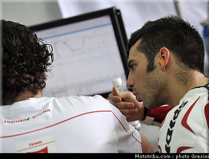 melandri_019_motogp_2010_test sepang1.jpg